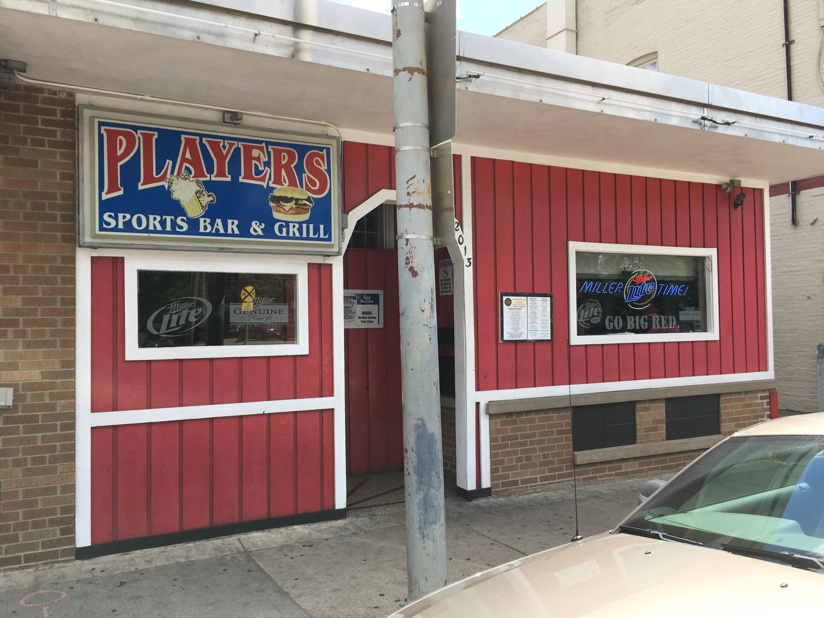 Player's Sports Bar & Grill